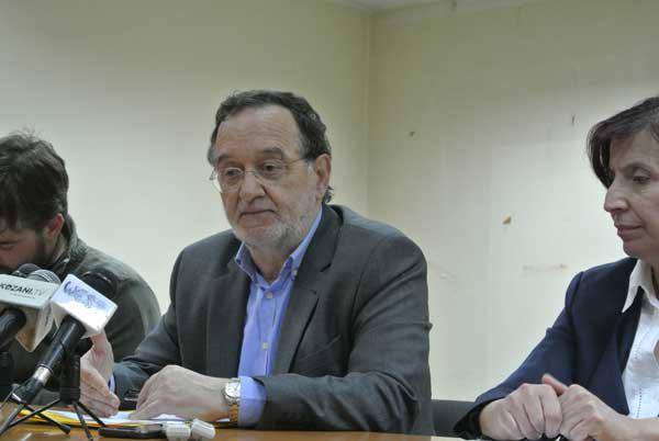Ο Παναγιώτης Λαφαζάνης στο πλευρό των ροδακινοπαραγωγών και κροκοκαλλιεργητών (video)