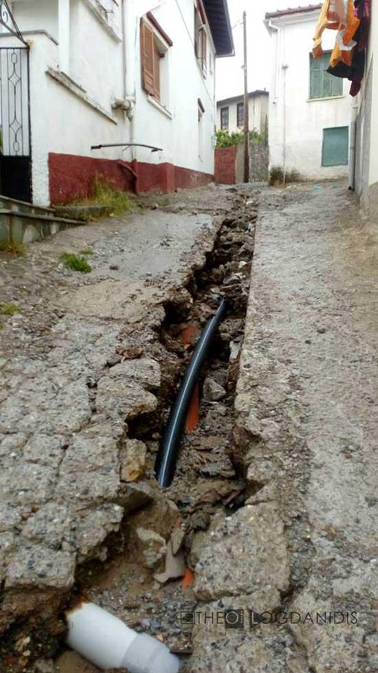 Παρουσίαση παραδοσιακών χορών από τα χορευτικά τμήματα του Ιππικού Συλλόγου Σιάτιστας «Ο Άγιος Μόδεστος»