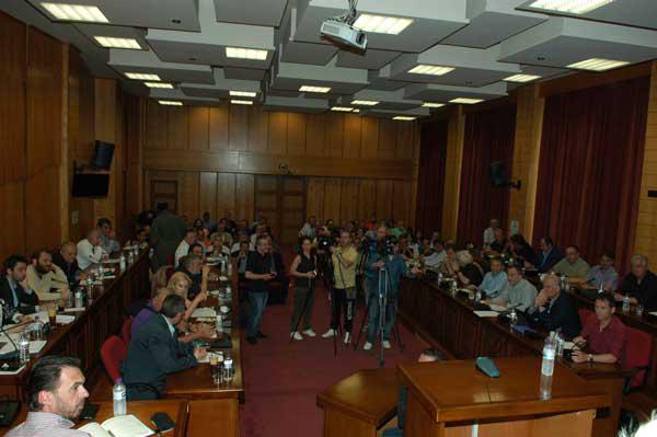 Τι αποφασίστηκε στο περιφερειακό συμβούλιο για τους πρόσφυγες