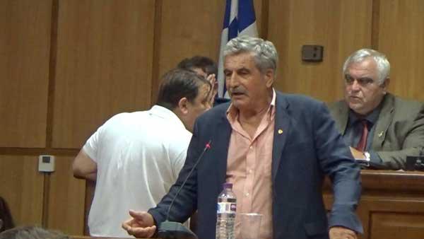 Κοσματόπουλος για πρόσφυγες: ναι στη φιλοξενία, αρκεί να είναι Σύριοι και Χριστιανοί Ορθόδοξοι (BINTEO)