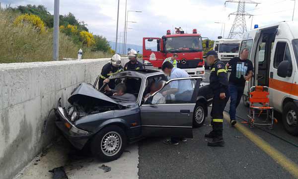 Δείτε φωτογραφίες από το τροχαίο ατύχημα στην Εγνατία οδό πριν τα διόδια Πολυμύλου