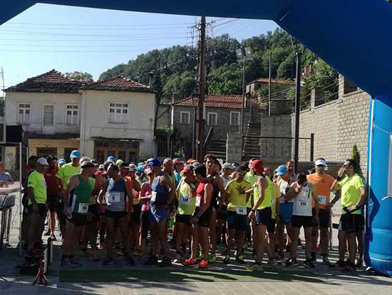 Με πολλές συμμετοχές πραγματοποιήθηκε ο 13ος αγώνας δρόμου Αυγερινού Βοΐου