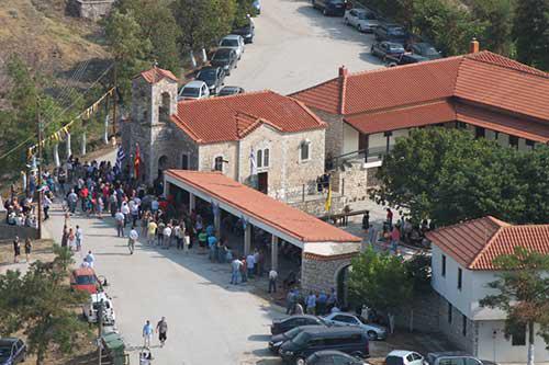 Κατανυκτική πανηγυρική Θεία Λειτουργία στην Ι. Μονή Οσίου Νικάνορα Ζάβορδας (ΒΙΝΤΕΟ – ΦΩΤΟ)
