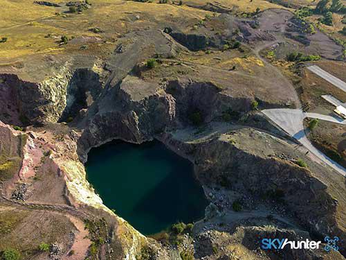 To drone των Sky Hunter ανακάλυψε μια λίμνη μεταξύ Κοίλων –Μαυροδεντρίου
