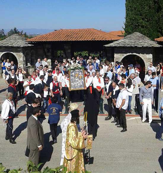 Ο εορτασμός της Κοίμησης της Θεοτόκου στο μοναστήρι της Παναγίας Μικροκάστρου