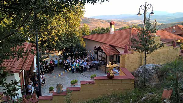 Μέγας Πανηγυρικός Εσπερινός στο εξωκλήσι Τιμίου Προδρόμου στη Νέα Νικόπολη (Σκαφίδι)