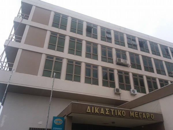 Πυρκαγιά στον 3ο όροφο του Δικαστικού Μεγάρου Κοζάνης