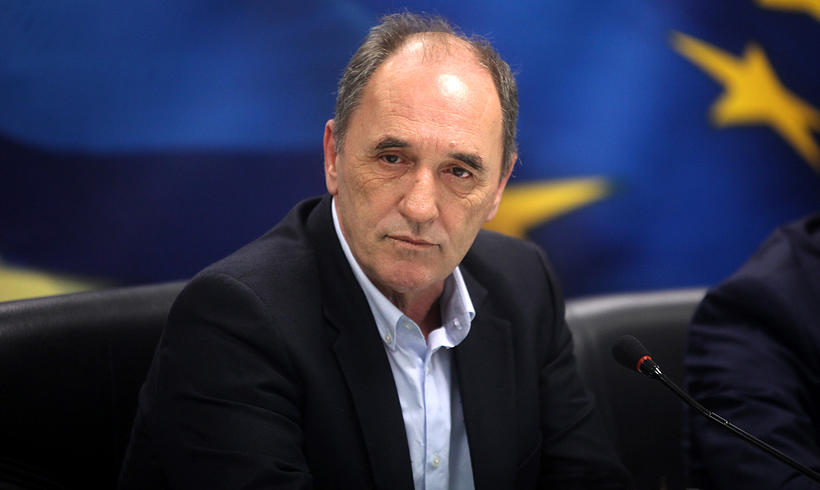 Μεγαλύτερη έκπτωση στο κοινωνικό τιμολόγιο της ΔΕΗ προανήγγειλε ο Σταθάκης