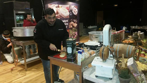 egkainia_gastronomia_voio12