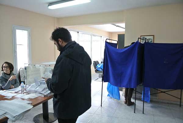 Ομαλά διεξάγονται οι εκλογές για τα όργανα Διοίκησης του Ο.Ε.Ε.