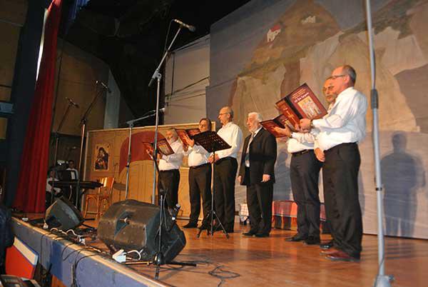 Πλήθος κόσμου στην Χριστουγεννιάτικη γιορτή της Μητρόπολης