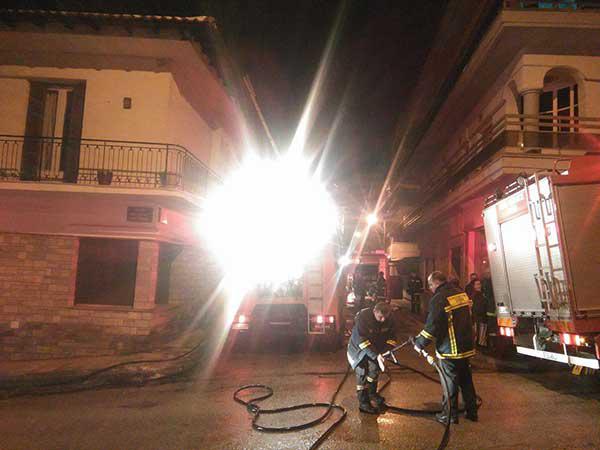 Δείτε την επίσημη ανακοίνωση της Πυροσβεστικής για την πυρκαγιά σε διπλοκατοικία στην Κοζάνη