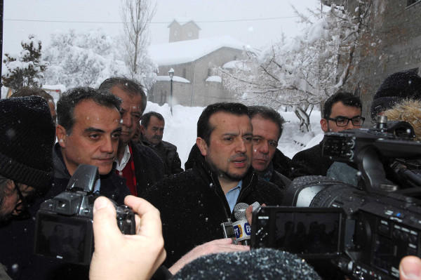 Νέο φωτορεπορτάζ από την επίσκεψη του Νίκου Παππά σε Πεντάλοφο και Νεάπολη