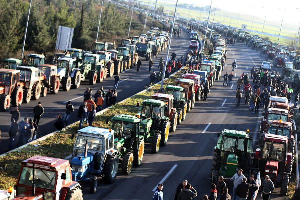 Οι αγρότες της Δυτικής Μακεδονίας βγαίνουν πάλι στους δρόμους την Κυριακή-Κάθε πέρσι και καλύτερα