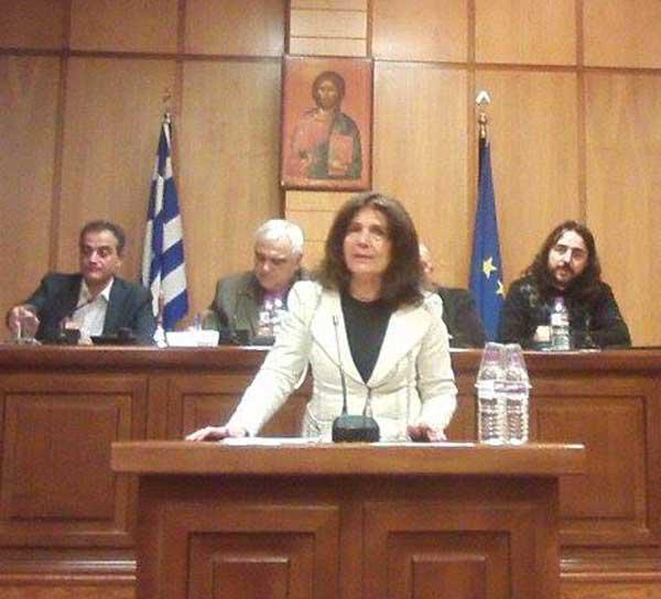 Δεκάδες καταγγελίες πολιτών στην συμπαραστάτη του πολίτη (video)