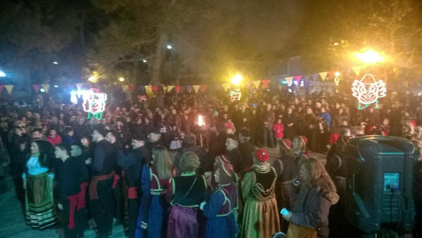 Ιδιαίτερες ευχαριστίες του προέδρου Πλαγιαρίου στον Πολιτιστικό Σύλλογο “Φανός τ’ Αη Δημήτρη” Κοζάνης