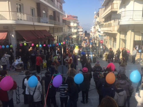 Βγήκε ο Καρνάβαλος στους δρόμους των Σερβίων (Φωτογραφίες)
