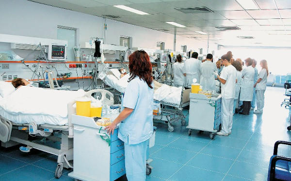 Κοζάνη: 3 προσλήψεις νοσηλευτών με 8μηνα στη ΔΕΗ