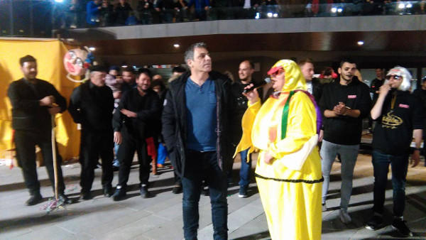 Ο Γιάννης Σερβετάς στην Κοζανίτικη αποκριά- Δείτε τι είπε στον κόσμο της Κοζάνης