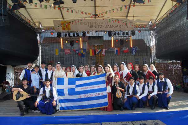 Οι ΜΑΚΕΔΝΟΙ θα υποδεχθούν τον Μουσικοχορευτικό Όμιλο Χανίων «Αροδαμός»