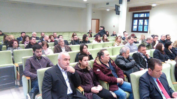 Με μικρή συμμετοχή και σήμερα συνεχίστηκε το αφιέρωμα στην άυλη πολιτιστική κληρονομιά και τους Μωμόερους