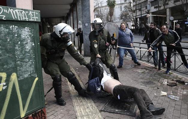 Επεισόδια στο αγροτικό συλλαλητήριο στην Αθήνα