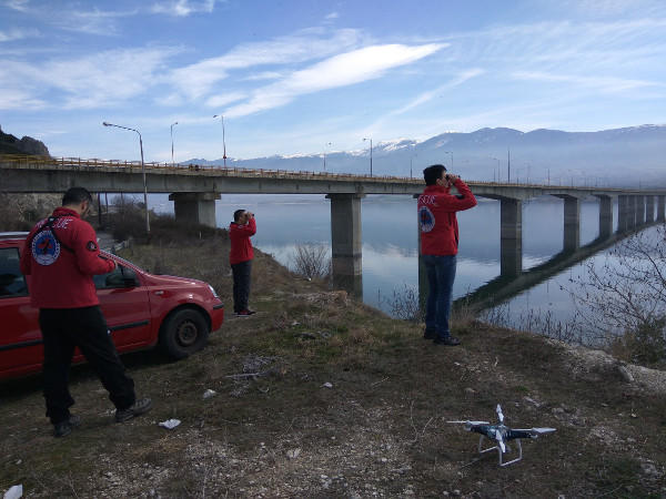 Η Ελληνική Ομάδα Διάσωσης Παράρτημα Ν. Κοζάνης σε συνέχιση των ερευνών αγνοούμενου στη λίμνη Πολυφύτου