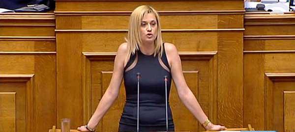 Ραχήλ Μακρή: «Αποστόλου και ΝΔ λένε ψέματα για την φέτα. Καταθέτω τα έγγραφα της προδοσίας και του ψεύδους όλων τους»