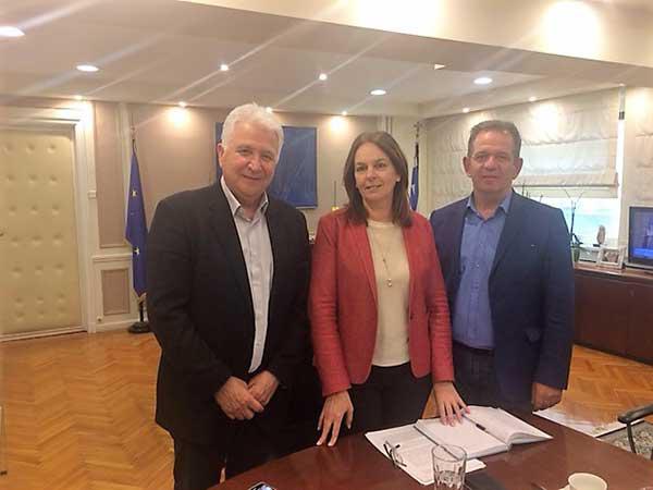 Ο Μίμης Δημητριάδης, Βουλευτής ΣΥΡΙΖΑ Ν. Κοζάνης, συναντήθηκε με την υφυπουργό του ΥΠΟΙΚ  κ. Κατερίνα Παπανάτσιου και τον Βουλευτή Ημαθίας Ουρσουζίδη Γεώργιο
