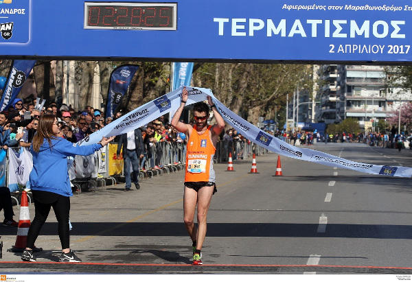 Ο δικός μας  Μιχάλης Παρμάκης νικητής στο 12ο Μαραθώνιο Θεσσαλονίκης
