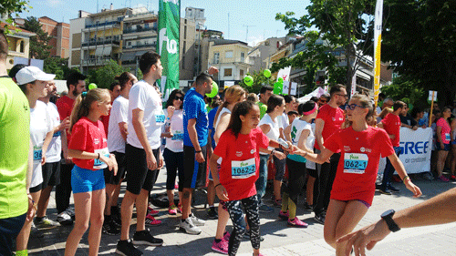 Με πολλές συμμετοχές ξεκίνησε ο φιλανθρωπικός αγώνας ‘Kozani Bikos Street Relays2017’