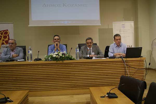 Π. Κουκουλόπουλος: «Η βιβλιοθήκη μας δείχνει το δρόμο»