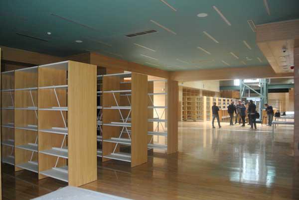 Η παλαιότερη ιστορική βιβλιοθήκη της χώρας μετακομίζει