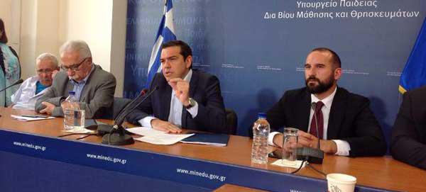 Τσίπρας: Θα καταργήσουμε τις πανελλήνιες -Ολες οι αλλαγές στην Παιδεία