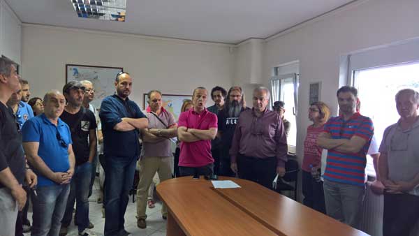 Παράσταση διαμαρτυρίας της ΕΛΜΕ Κοζάνης στην Περιφερειακή Διεύθυνση Εκπαίδευσης