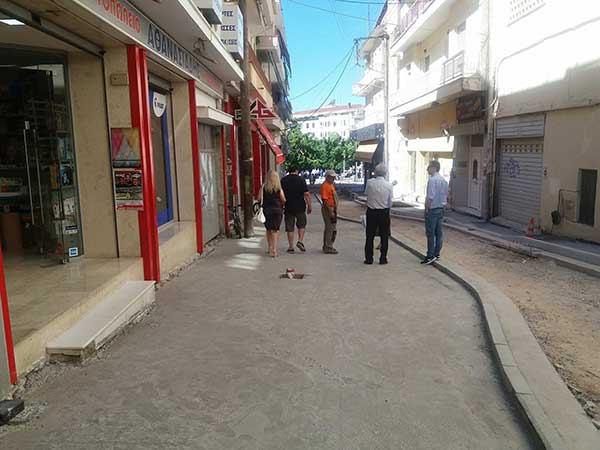 Ο Δήμος Κοζάνης απαντάει στην Οικολογική Κίνηση για τα ξεριζωμένα δέντρα επί της οδού Ιπποκράτους