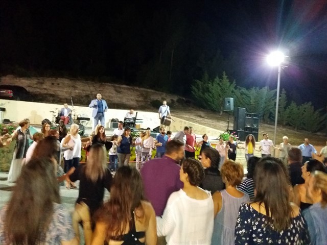 Κορυφώθηκαν με ένα μεγάλο ποντιακό γλέντι οι εκδηλώσεις στη Λευκόβρυση