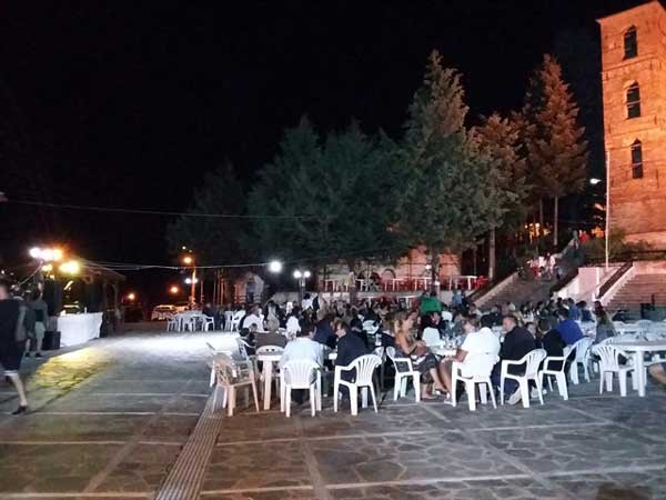 Με τους “Αμανίτες” συνεχίζονται οι πολιτιστικές εκδηλώσεις στο Λιβαδερό