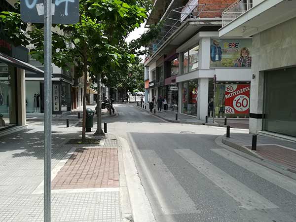 Φθινοπωρινές εκπτώσεις: Ανοιχτά τα καταστήματα της Κοζάνης την Κυριακή 5 Νοεμβρίου