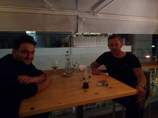 Ο Άγγελος Ναουμίδης και ο Γιάννης Γιαννίτσας υπογράφουν το νέο εντυπωσιακό μενού του “Ναουμίδη”