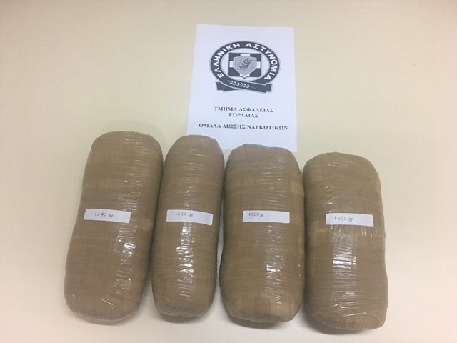 Σύλληψη  38χρονου στην Πτολεμαΐδα για διακίνηση ναρκωτικών μέσω…ΚΤΕΛ – Μετέφερε 4.3 κιλά χασίς στο σακίδιο!