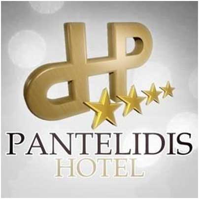 Ξενοδοχείο Παντελίδης: Απολαύστε τον καφέ, την pizza ή το ποτό σας στον κήπο , δίπλα στην πισίνα!