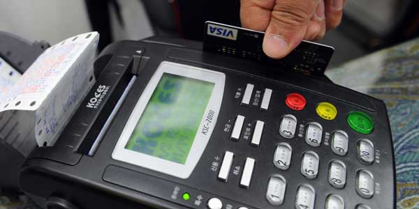 Μέχρι και την Πέμπτη η προθεσμία για τα POS -Ποιες επιχειρήσεις υποχρεούνται να τα εγκαταστήσουν