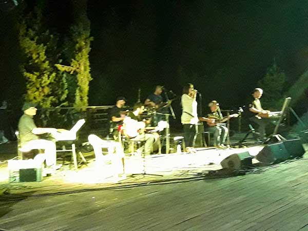 Συναυλία αλληλεγγύης και ανθρωπιάς στο υπαίθριο δημοτικό θέατρο Κοζάνης