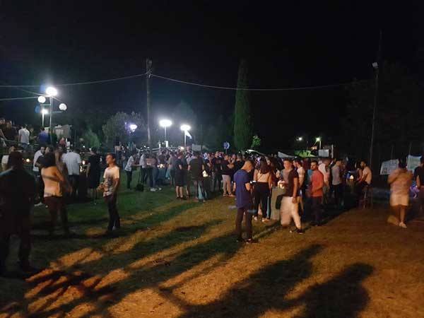 Αρκετός νέος κόσμος στο 1ο πάρτι νεολαίας στην Καισαρειά