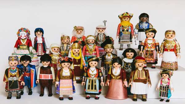 Tα Playmobil ως Βλάχες, Καραγκούνες και Σαρακατσάνες