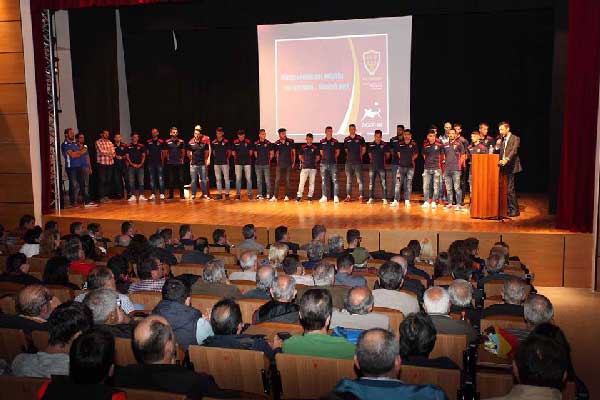 Φωτογραφίες από την παρουσίαση της νέας ομάδας της ΑΕ Ποντίων