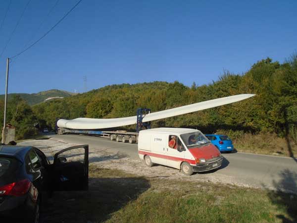 Μεταφορά ανεμογεννήτριας στο Βέρμιο