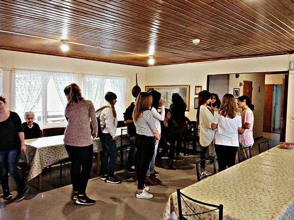 Επίσκεψη μαθητών της ΕΠΑ.Σ ΟΑΕΔ Μαθητείας Κοζάνης στο Τιάλειο Εκκλησιαστικό Γηροκομείο Κοζάνης