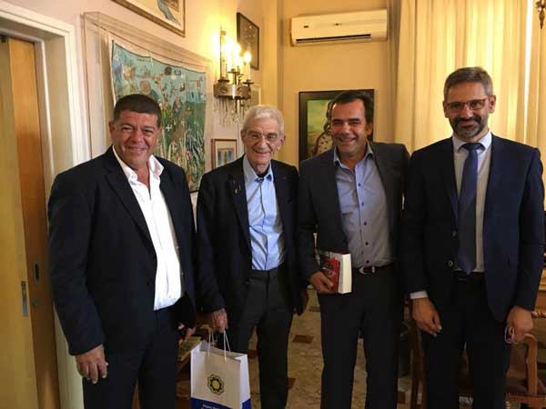 Στην Κύπρο βρέθηκαν οι δήμαρχοι Κοζάνης Λευτέρης Ιωαννίδης και Θεσσαλονίκης Γιάννης Μπουτάρης